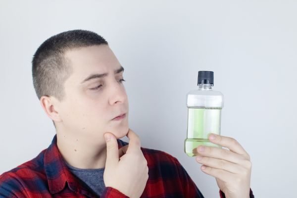 Bain de bouche alcalin