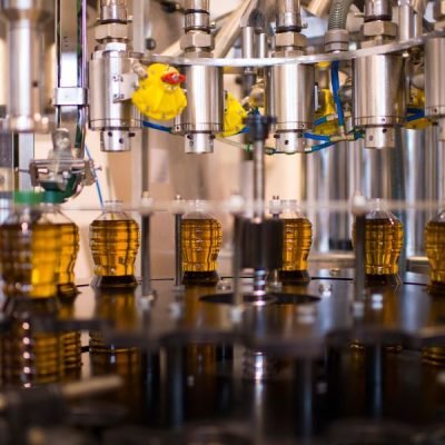 produttore di oli essenziali